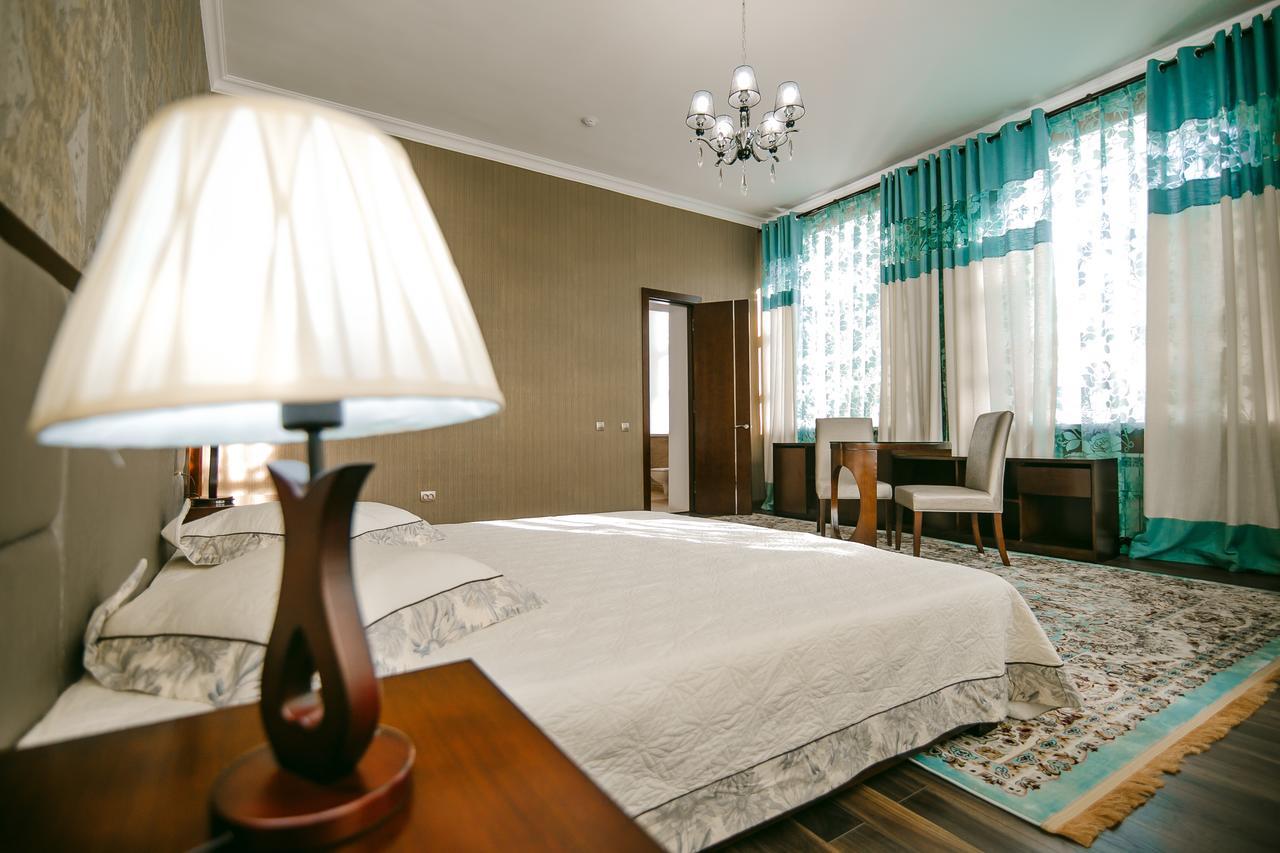 Hotel Inju Taraz Zewnętrze zdjęcie